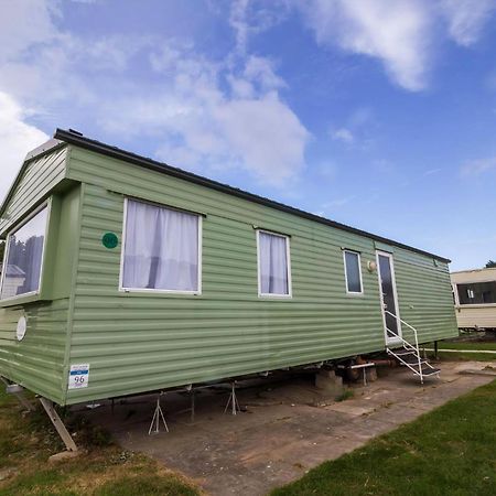 Great 8 Berth Caravan For Hire In Skegness Ref 33069F Esterno foto